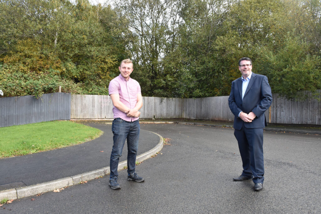 Cllr Tom Hollis and Paul Parkinson, Director for Housing & Assets at the Maun Valley site where 17 new affordable rent homes are planned.